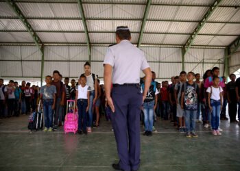 Justiça manda colégios militares aderirem às cotas – 20/02/2025 – Educação