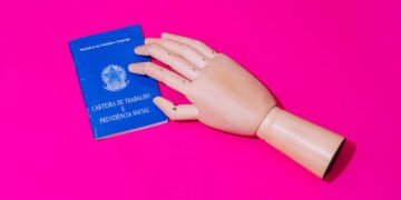 Grandes bancos devem ofertar consignado CLT em 25 de abril – 25/03/2025 – Mercado