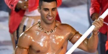 ‘Besuntado de Tonga’ relata experiência durante terremoto – 30/03/2025 – Você viu?