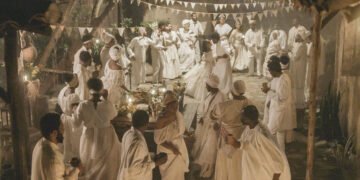 Juíza manda Globo pagar R$ 500 mil a atriz por racismo – 19/03/2025 – Mônica Bergamo