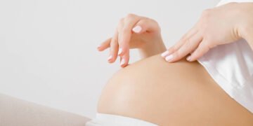 Ensino médio integral reduz gravidez na adolescência – 08/03/2025 – Educação