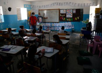 Governo Lula barra dados de alfabetização do Saeb – 27/03/2025 – Educação