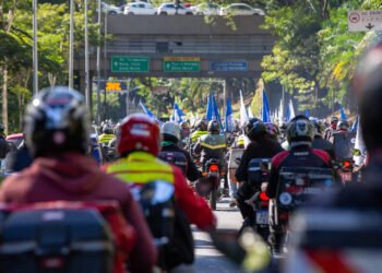 Mercado de trabalho aquecido esconde precarização – 29/03/2025 – Mercado