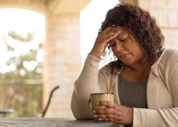 Sintomas fisiológicos da menopausa são subestimados – 14/03/2025 – Equilíbrio