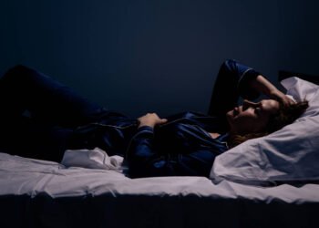 Distúrbios do sono: por que a insônia acontece – 18/03/2025 – Equilíbrio