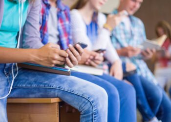 Sexting e o impacto entre os adolescentes – 26/03/2025 – Equilíbrio