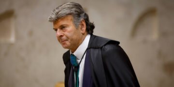 Penas do 8/1 dividem ministros, e Fux embaralha plenário – 30/03/2025 – Poder