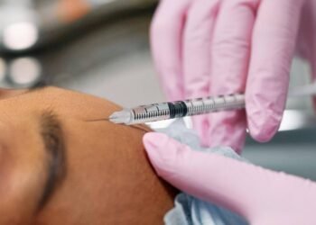 Anvisa alerta risco de botulismo por uso de botox – 13/03/2025 – Equilíbrio e Saúde