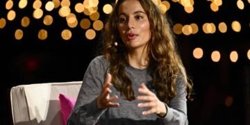 Mira Murati, ex-OpenAI, lança startup rival – 19/02/2025 – Tec