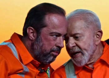 Silveira ‘arruma’ R$ 23 bilhões para Orçamento de Lula – 26/03/2025 – Painel S.A.