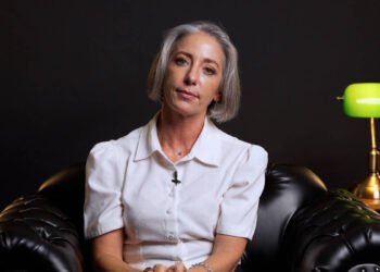 Vera Iaconelli: internet não deve ficar na mão de criança – 06/02/2025 – Educação