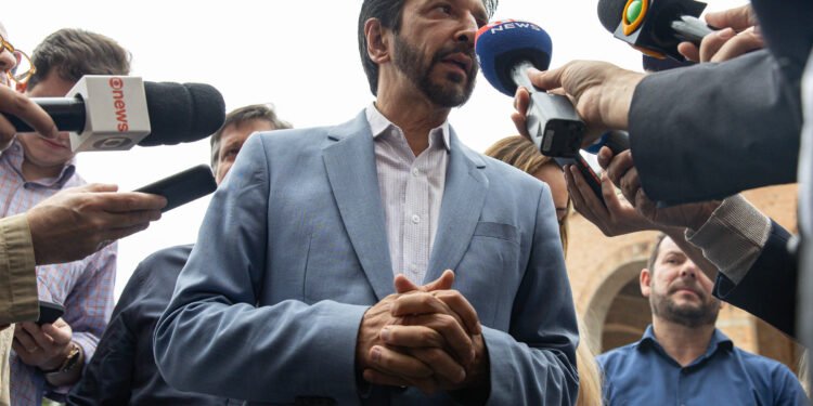 Nunes diz que colocará guardas em escolas mais violentas – 05/02/2025 – Educação