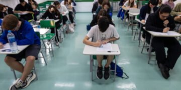 Pé de Meia: como sacar a poupança a partir de terça (25) – 25/02/2025 – Educação