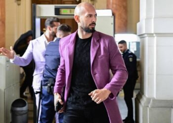 Quem é Andrew Tate, influenciador citado em ‘Adolescência’ – 24/03/2025 – Equilíbrio