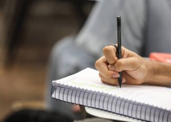 USP: Quem é o aluno que ficou no 1º lugar em medicina – 06/02/2025 – Educação