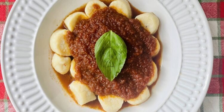 Veja receita de molho de tomate da dona Ana Bertoni – 13/02/2025 – Cozinha Bruta