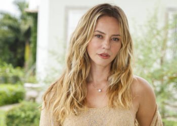 Vale Tudo: Paolla Oliveira teve encontro com Renata Sorrah – 11/03/2025 – Outro Canal