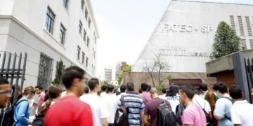 Onda de calor: Alunos de Etecs e Fatecs terão aula remota – 24/02/2025 – Educação