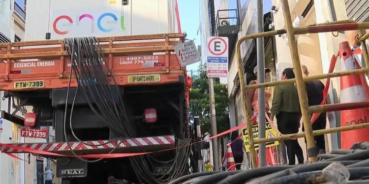 Enel espera assinar renovação de concessão no Brasil – 13/03/2025 – Mercado