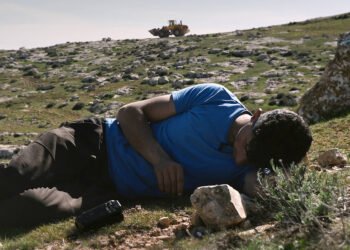 Doc ‘Sem Chão’ e série de magia: o que ver nesta segunda – 23/03/2025 – Ilustrada