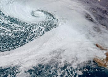 EUA: Quase 900 são demitidos de agência de meteorologia – 28/02/2025 – Ambiente