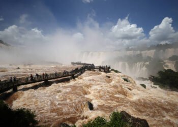 União e PR brigam por área que abriga Cataratas do Iguaçu – 01/03/2025 – Ambiente