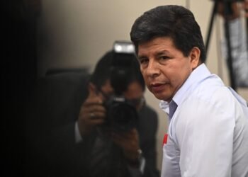 Ex-presidente do Peru é hospitalizado após greve de fome – 13/03/2025 – Mundo