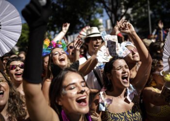 Brasil sobe 8 posições em ranking de felicidade da ONU – 19/03/2025 – Mundo