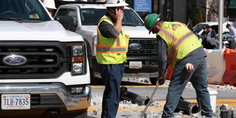 Washington começa a remover marco antirracista da capital – 11/03/2025 – Mundo