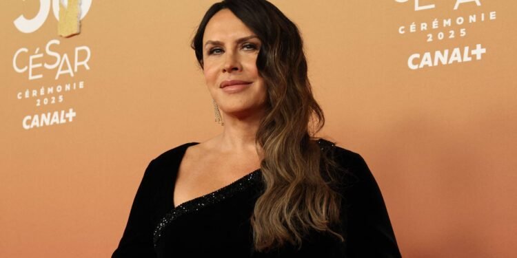 Karla Sofía Gascón recebe prêmio em Madri por Emilia Pérez – 11/03/2025 – Ilustrada