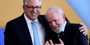 Padilha reúne-se com 10 entidades médicas em primeiros dias na Saúde – 11/03/2025 – Painel