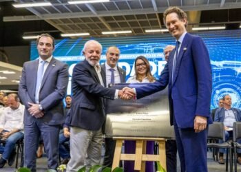 CEO da Stellantis: Trajetória da economia brasileira é boa – 11/03/2025 – Mercado