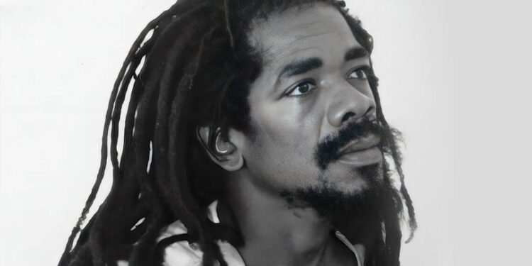 Morre Cocoa Tea, ícone do reggae, aos 65 anos – 12/03/2025 – Ilustrada