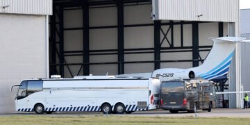 Ex-presidente das Filipinas chega à Holanda após ser preso – 12/03/2025 – Mundo