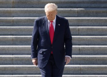 Coluna: Trump não muda e não terá final feliz, diz autor – 12/03/2025 – Lúcia Guimarães