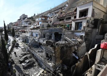 Israel faz ataque aéreo à Damasco, na Síria; veja vídeo – 13/03/2025 – Mundo