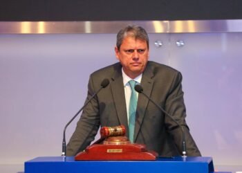 Ensino de SP tira Tarcísio de evento com presidenciáveis – 13/03/2025 – Poder