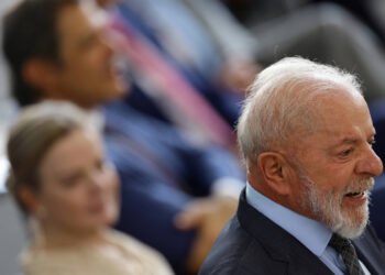 Governo subestima gasto com Previdência e adia ajuste – 13/03/2025 – Mercado