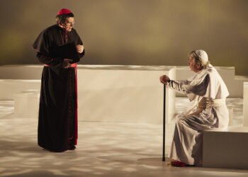 ‘Dois Papas’ estreia em SP; veja agenda de teatro – 20/03/2025 – Teatro