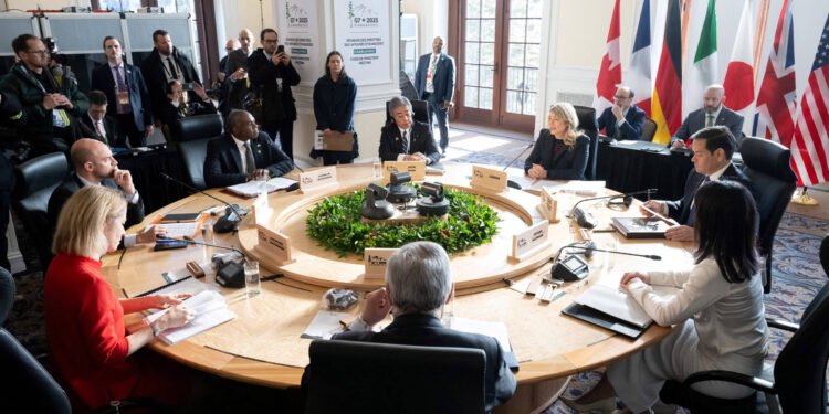 Rascunho do G7 prevê acordo de autodefesa à Ucrânia – 14/03/2025 – Mundo