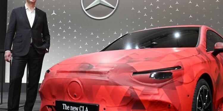 Carro elétrico: Sedã da Mercedes não terá versão gasolina – 14/03/2025 – Mercado
