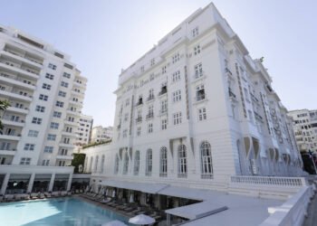 Copacabana Palace faz leilão de móveis e outros objetos – 15/03/2025 – Mercado