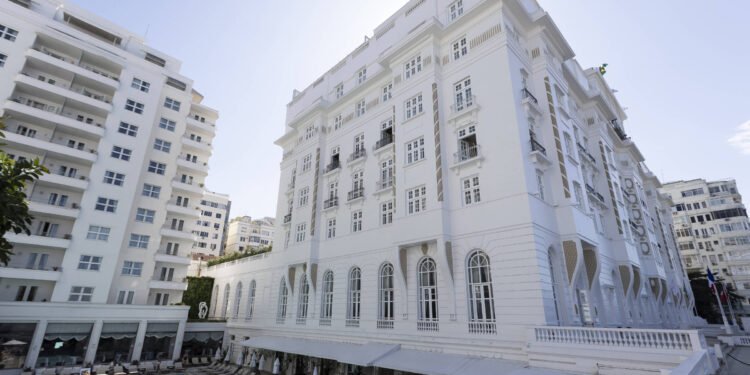 Copacabana Palace faz leilão de móveis e outros objetos – 15/03/2025 – Mercado