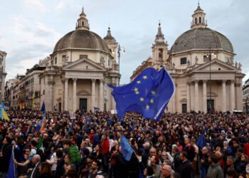 Roma tem protestos contra e a favor da União Europeia – 15/03/2025 – Mundo