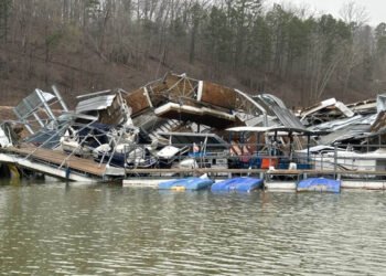 EUA: Sobe para 34 o número de mortes devido a tempestades – 16/03/2025 – Mundo