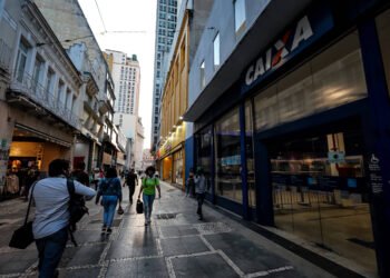 Fundo PIS/Pasep: Caixa libera 1º lote; veja calendário – 28/03/2025 – Mercado