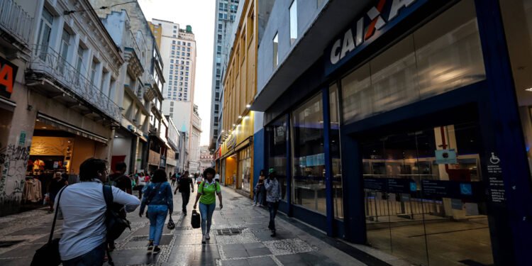 Fundo PIS/Pasep: Caixa libera 1º lote; veja calendário – 28/03/2025 – Mercado