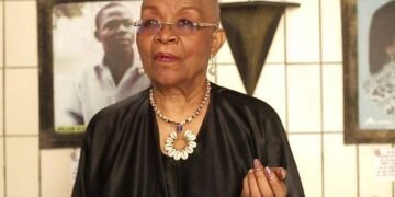 A advogada de 80 anos que arrisca a vida para defender direitos dos homossexuais na África – 18/03/2025 – Mundo