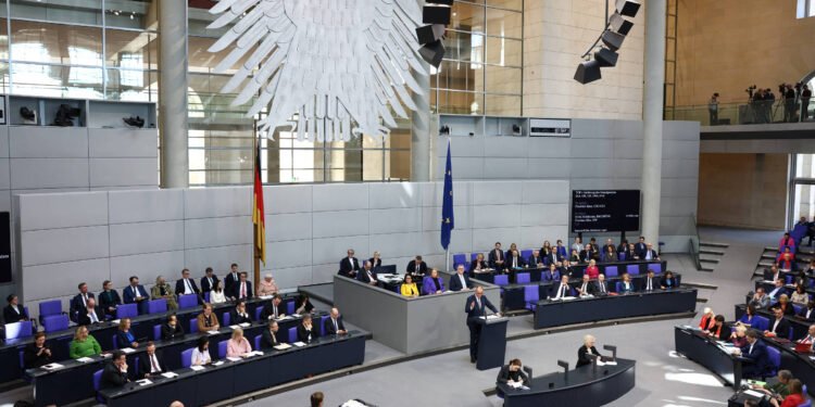 Merz alcança vitória histórica antes de se tornar primeiro-ministro na Alemanha – 18/03/2025 – Mundo