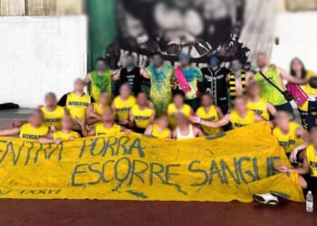 Santa Marcelina: Alunos usam faixa com alusão a estupro – 18/03/2025 – Educação